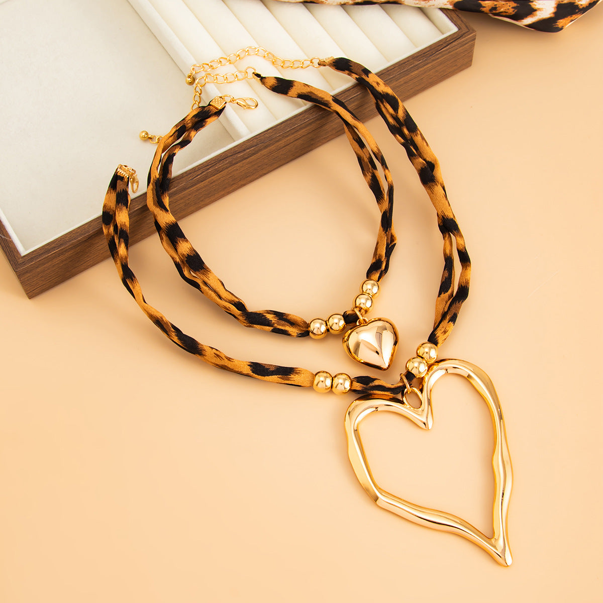 Retro Exaggerated Love Pendant Leopard Print Ccb Round Beads Stacked With Lava Necklace