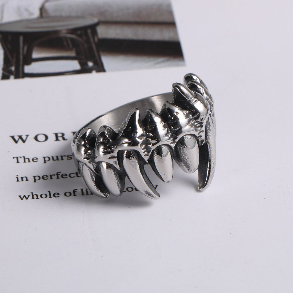 Retro Titanium Skull Punk Ring Ghost Hand Boys and Girls
