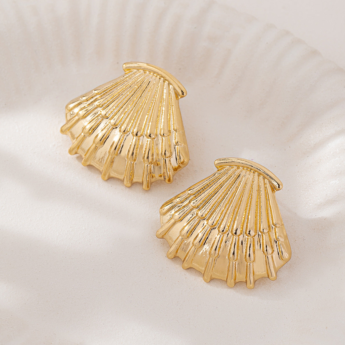 Planderful Vienna Verve Earrings – Exaggerated Ocean Series Design