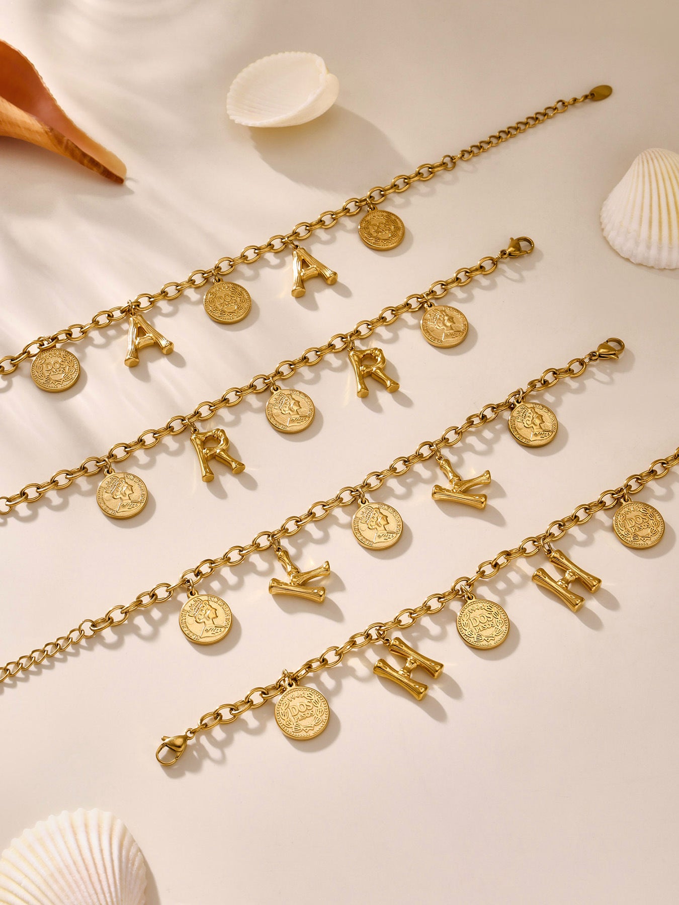 Planderful 26 Letters Queen Elizabeth Luxury Bracelet Women