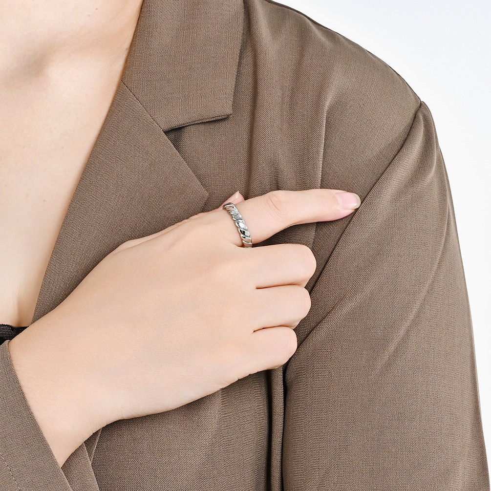 Steel Ring – Minimalist European American Style Geometric Twist Ring For Everyday Wear