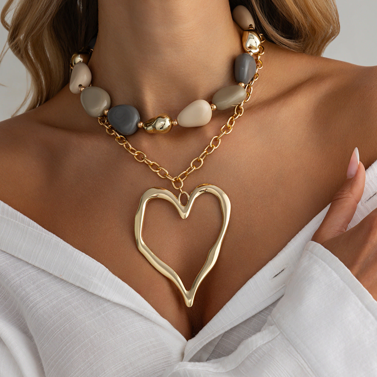 Oversized Heart Beaded Necklace Set