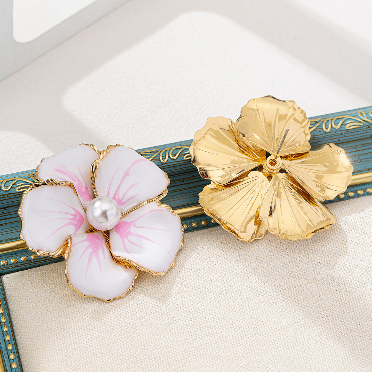 Planderful Vienna Verve Earrings – Elegant Pink Faux Pearl Flower Design
