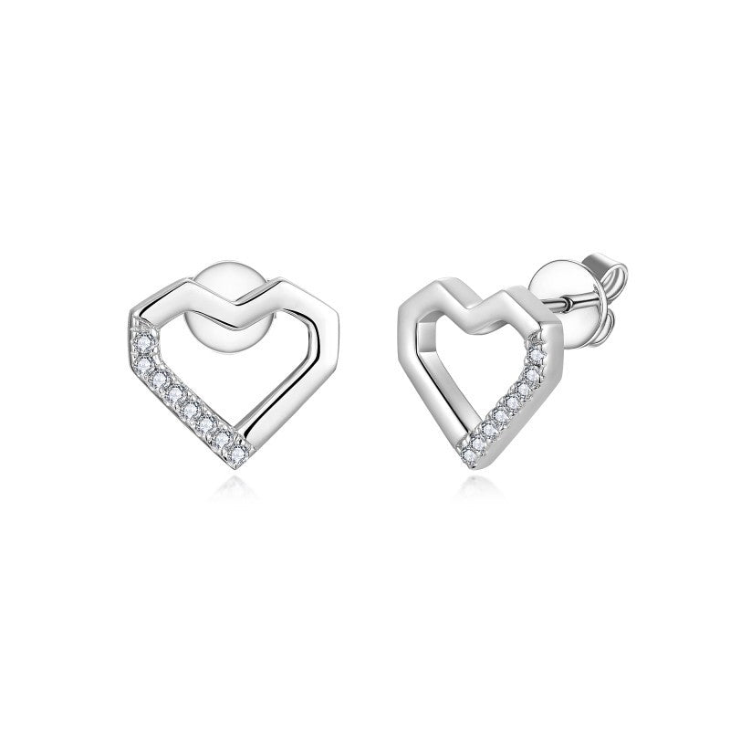 Moissanite Heart Stud Earrings S925 Silver Planderful Elegant Gift For Her Glittering DVVS3EX Stones