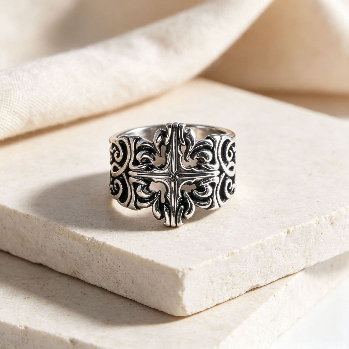 Classical Pattern – Titanium Steel Ring – Men's Literary & Ring