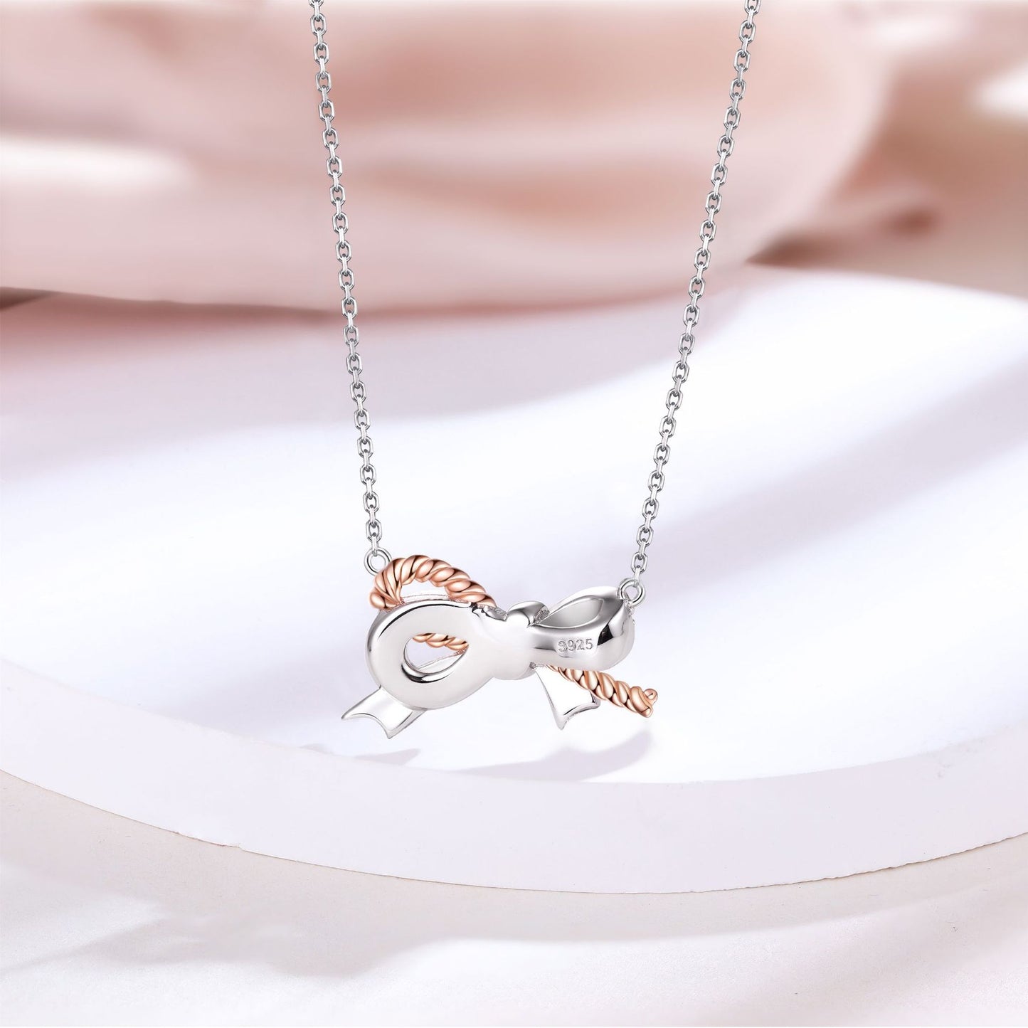 Cross-Border Hot-Selling Jewelry S925 Sterling Silver Twist Bow Necklace Women's Light Luxury High-End Pendant