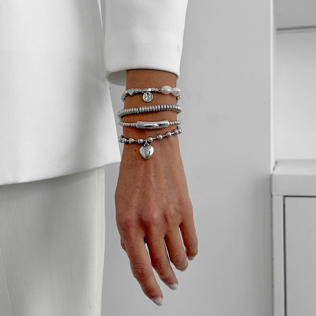 Imitation Pearl Beaded Bracelet for Women by Planderful Vienna Verve Elastic Niche Love Beads Statement Jewelry
