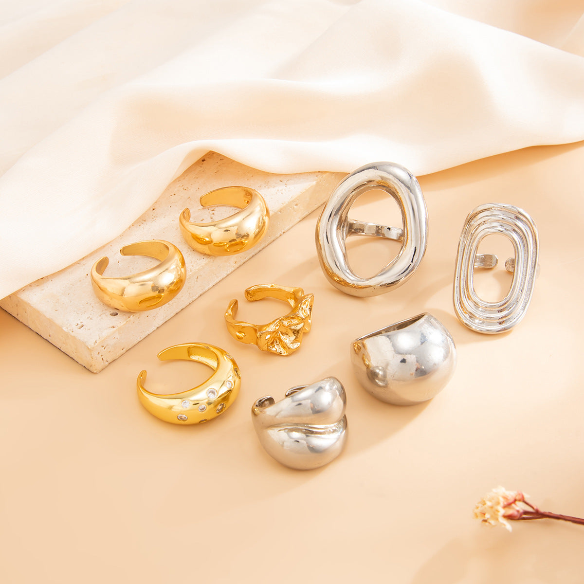 Planderful Vienna Verve Statement Ring With Textured Concave Convex Open Band For Women Bold Color Contrast