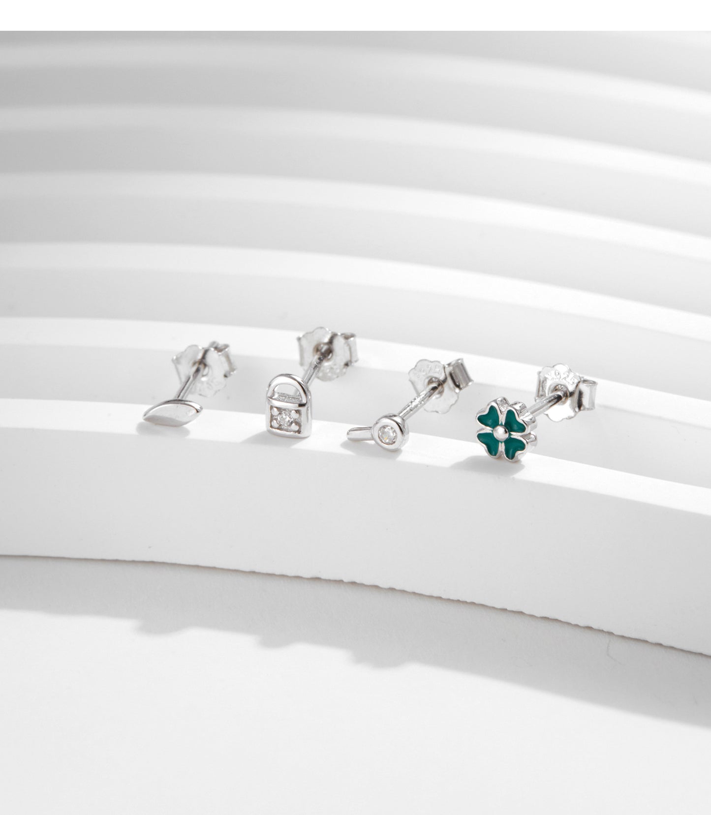 Planderful Everyday Genie Earrings – Exquisite Sterling Silver Four-Leaf Clover Design