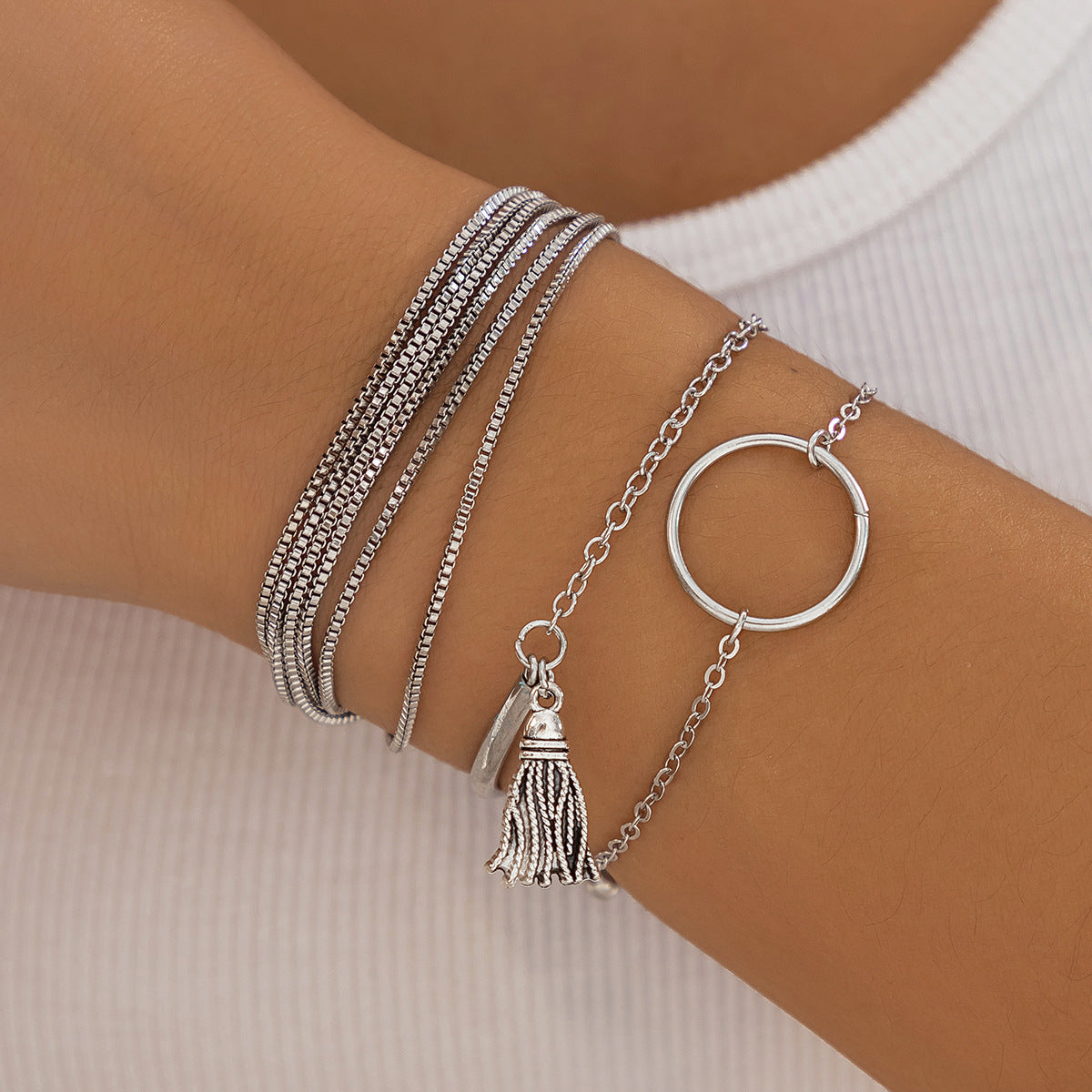 Plandeureful Vienna Verve Geometric Ring Bracelet - Trendy Multilayer Tassel Bracelet