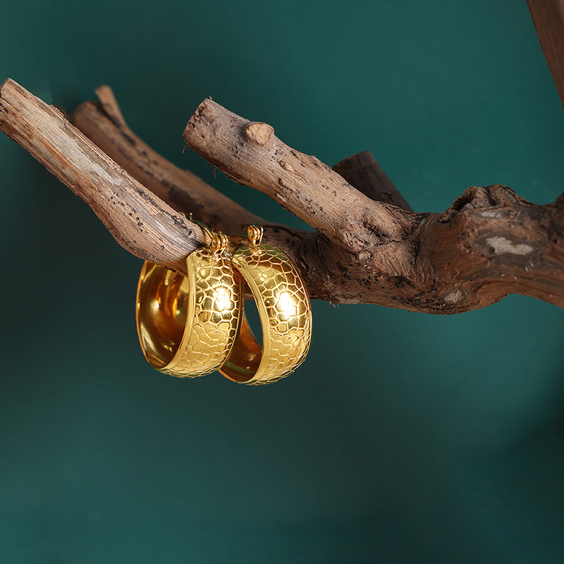 Exquisite Titanium Steel Gold U-shaped Dragon Scale Earrings - Premium Fashion Jewelry for Women