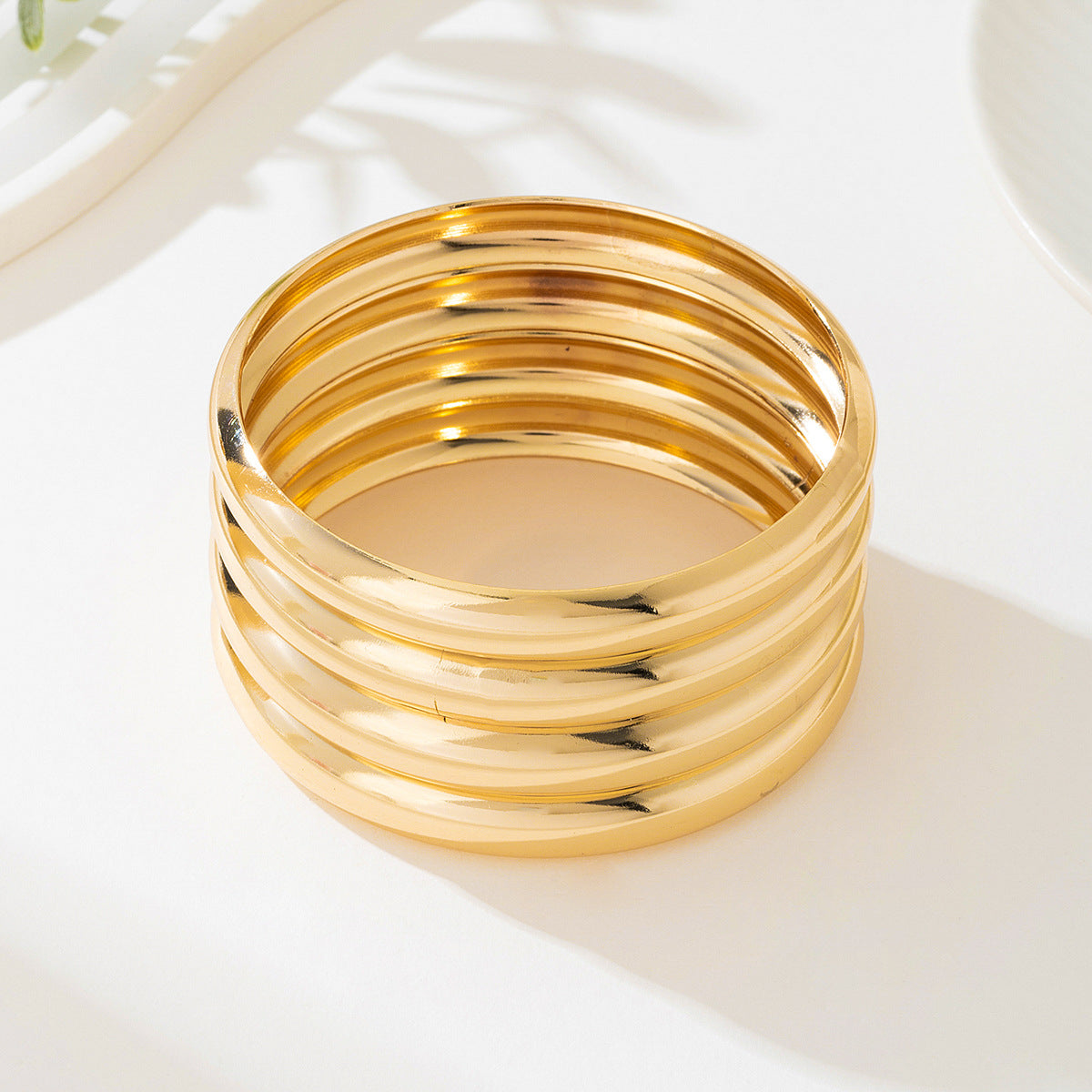 Planderful Vienna Verve Bracelet – Exaggerated Metal Geometric Design