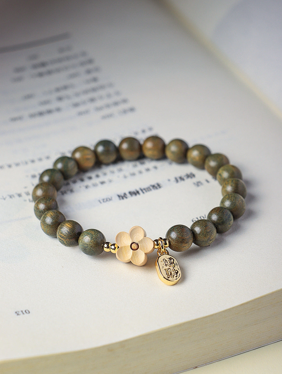 Sandalwood Floral Bracelet