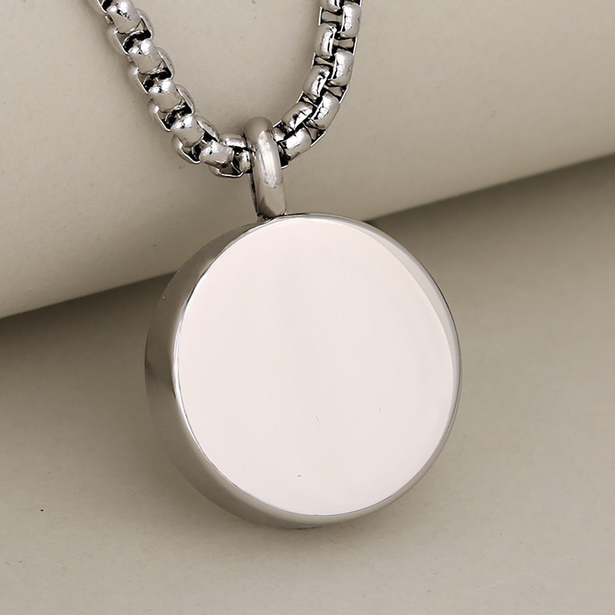 1. Planderful Pet Hair Urn Necklace Paw Prints Openable Stainless Steel Commemorative Pendant for Women