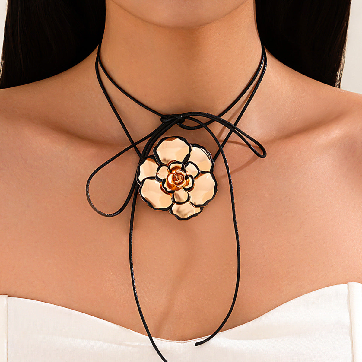 Planderful Vienna Verve Jewelry Set – Personalized Metal Flower Design
