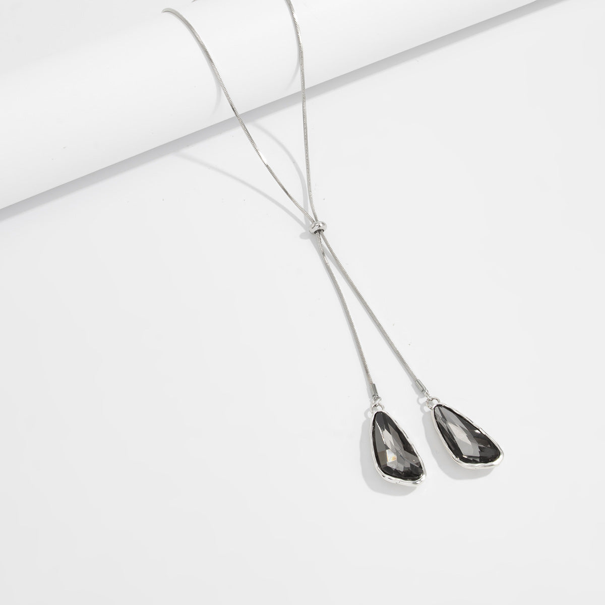 Adjustable Gemstone-Style Teardrop Necklace