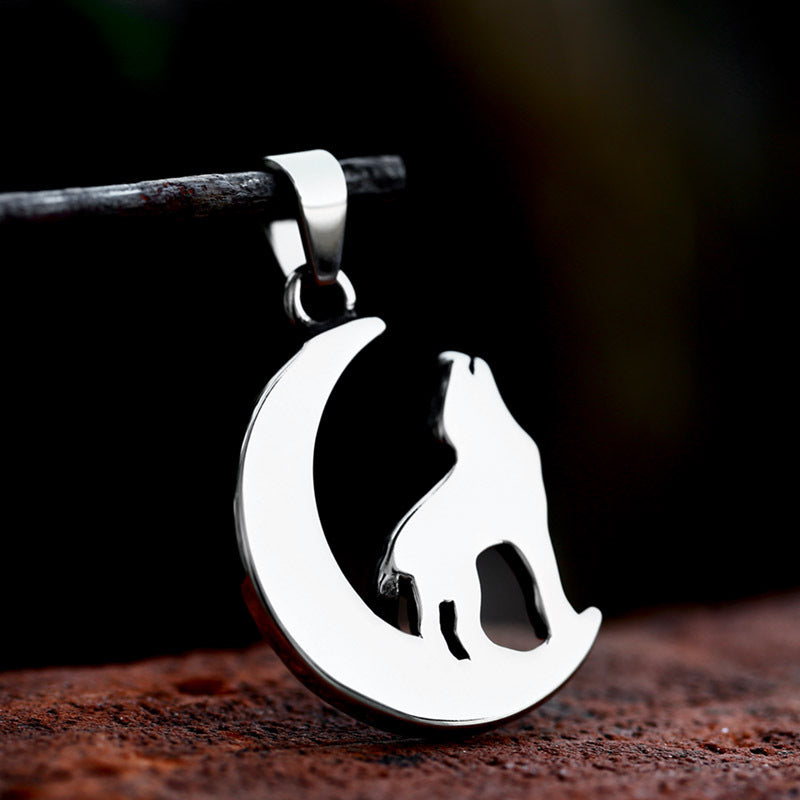 Stainless Steel Moon Wolf Pendant for Men - Cross-Border Titanium Steel Animal Jewelry Wholesale