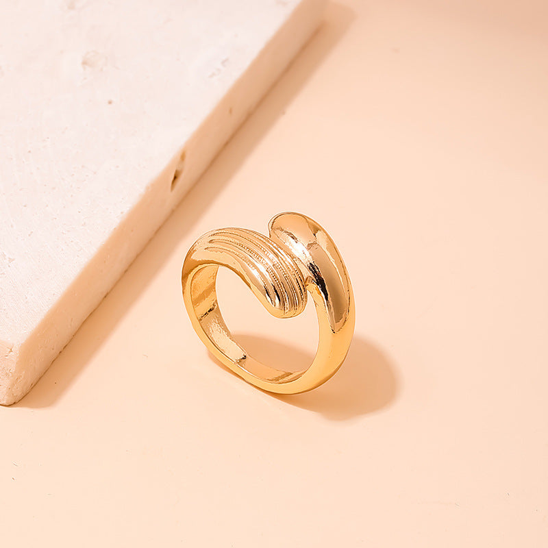 Heart Textured Metal Ring Set from Vienna Verve Collection