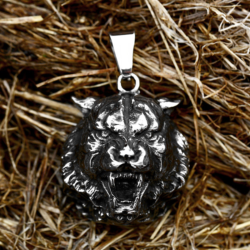 Titanium Steel Tiger Head Pendant - Retro Cross-Border Jewelry for Men