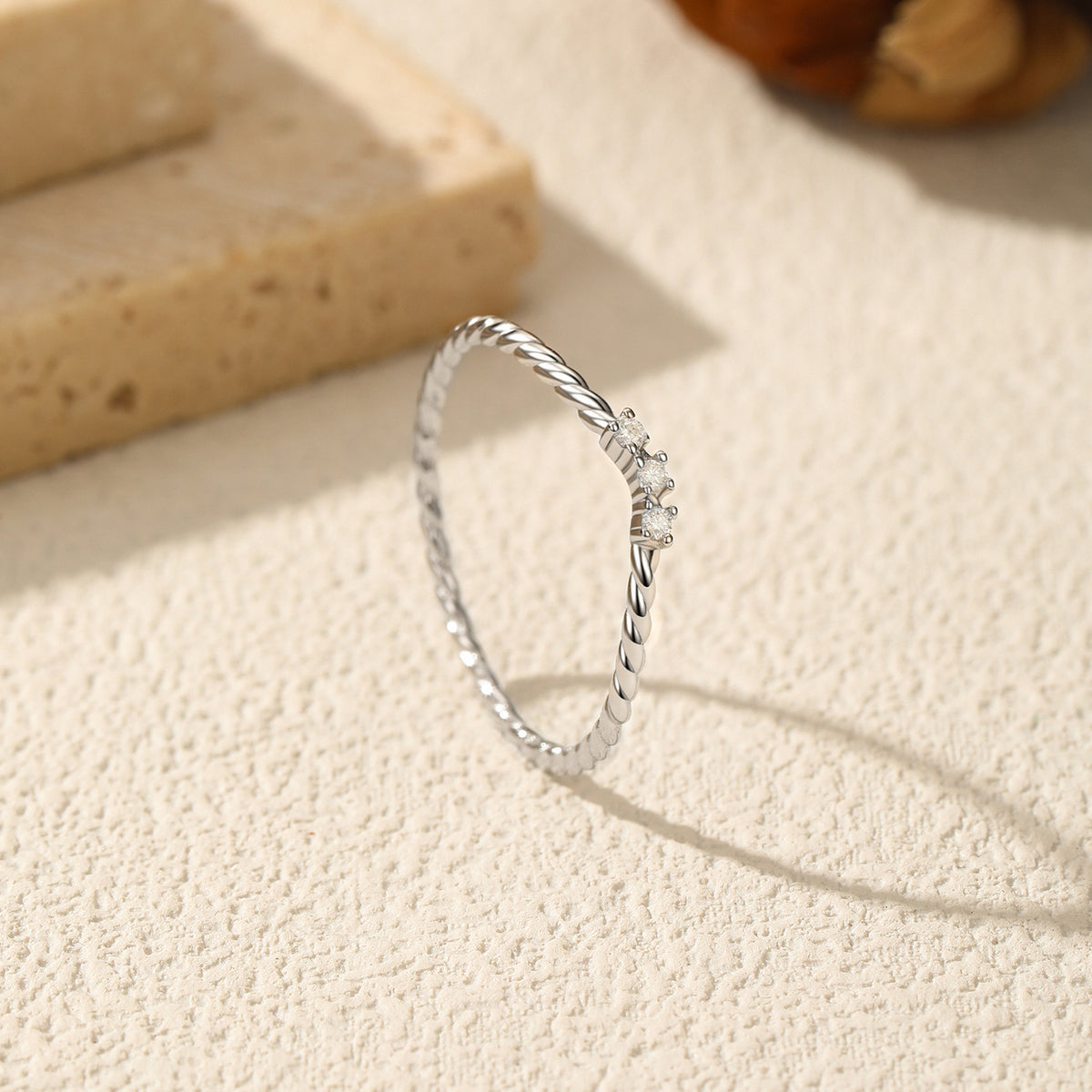 S925 Sterling Silver Twisted Three-Stone Moissanite Ring