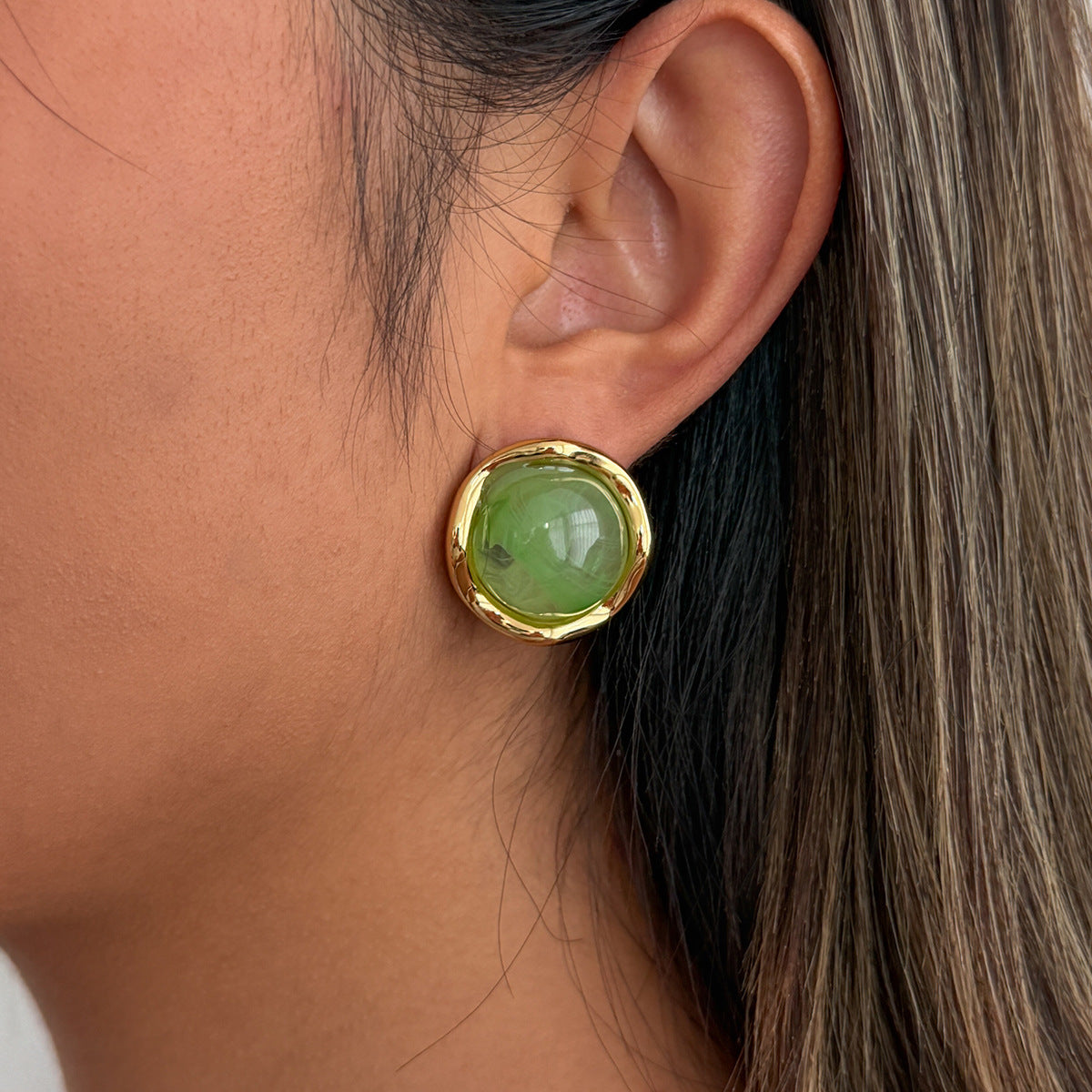 Planderful Elegant Versatile Stainless Steel Stud Earrings With Gold Edge And Wavy Round Look For Everyday Women