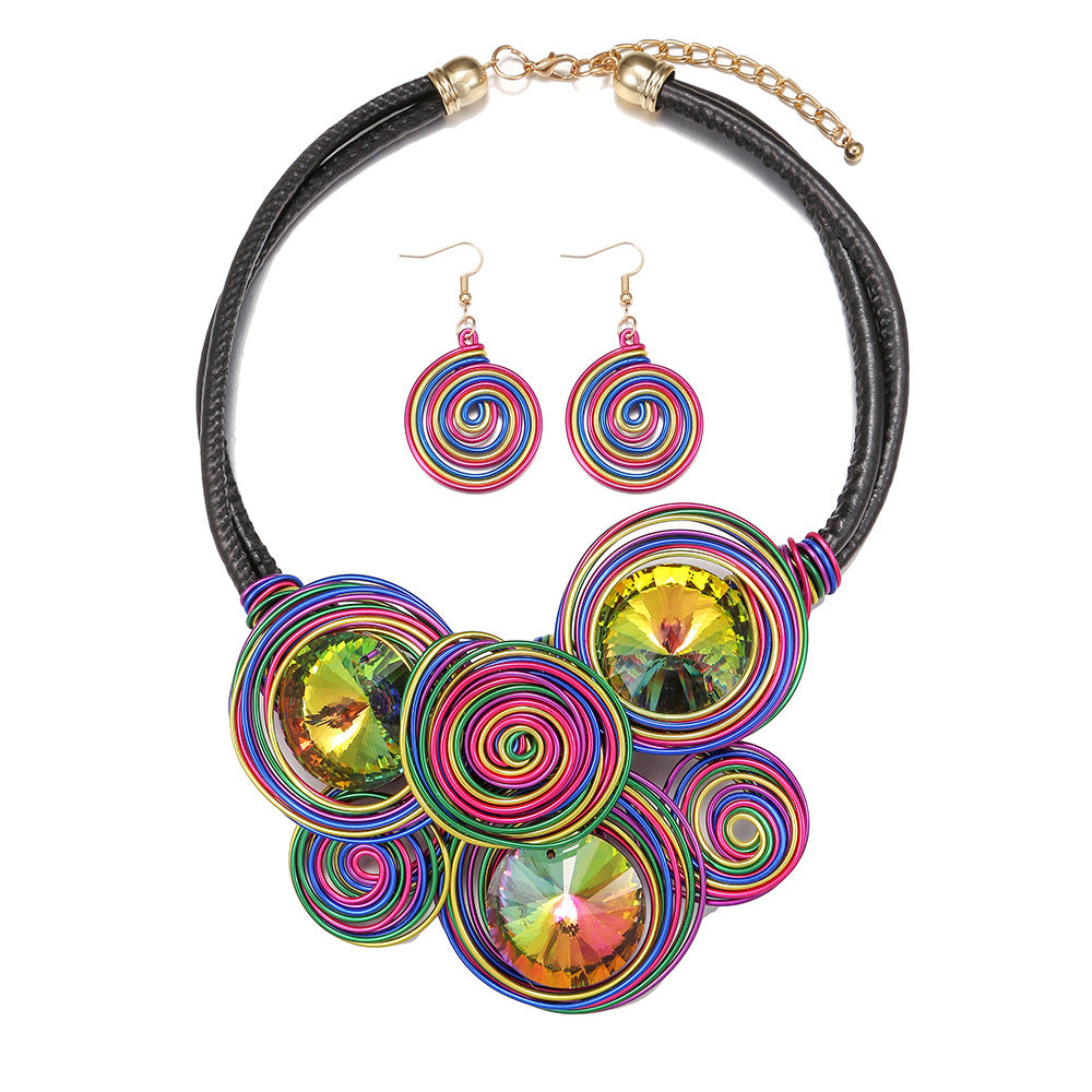 Planderful Savanna Rhythms Jewelry Set – Elegant Three-Piece Glass Pendant Design