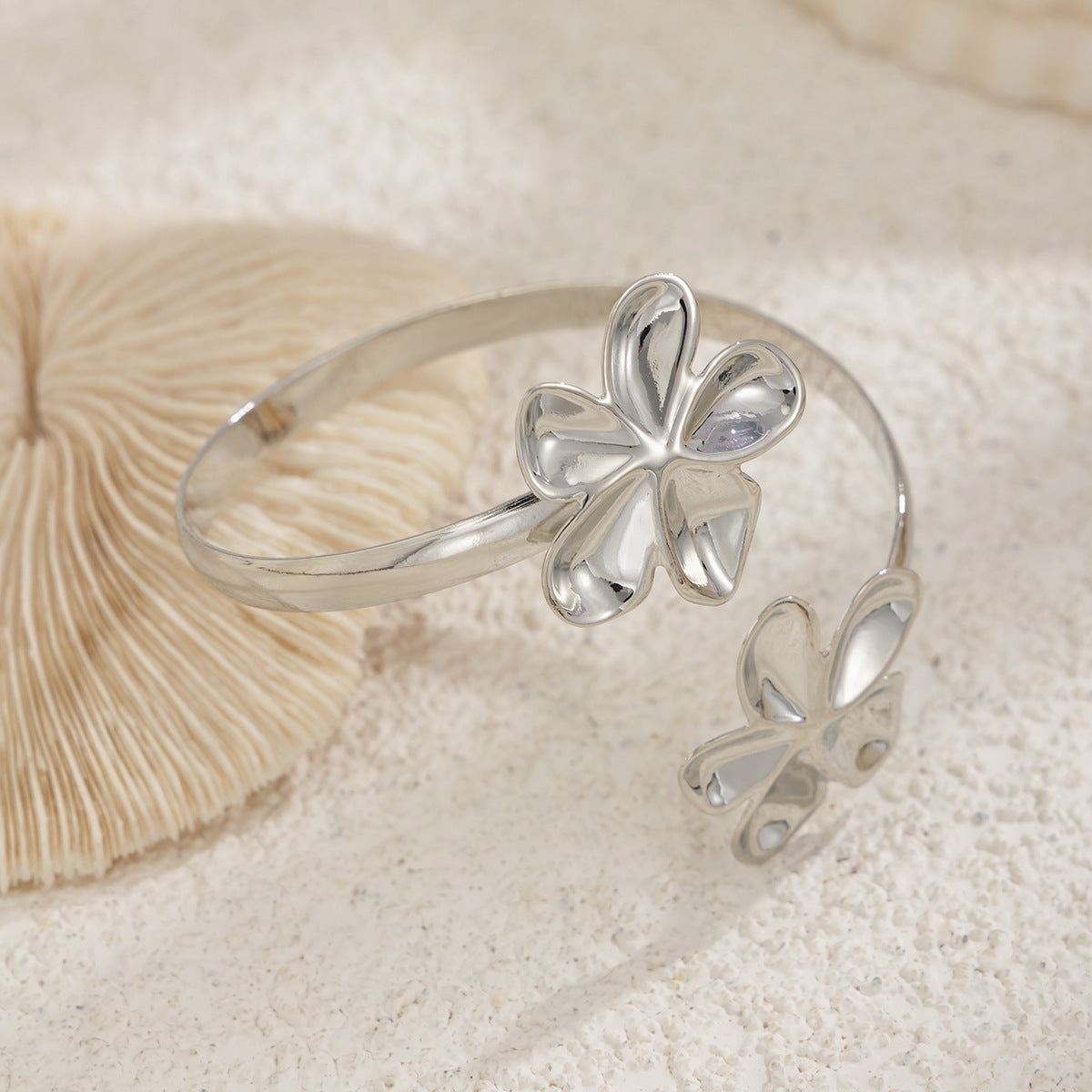 Planderful Vienna Verve Bracelet – Elegant Ocean Inspired Design