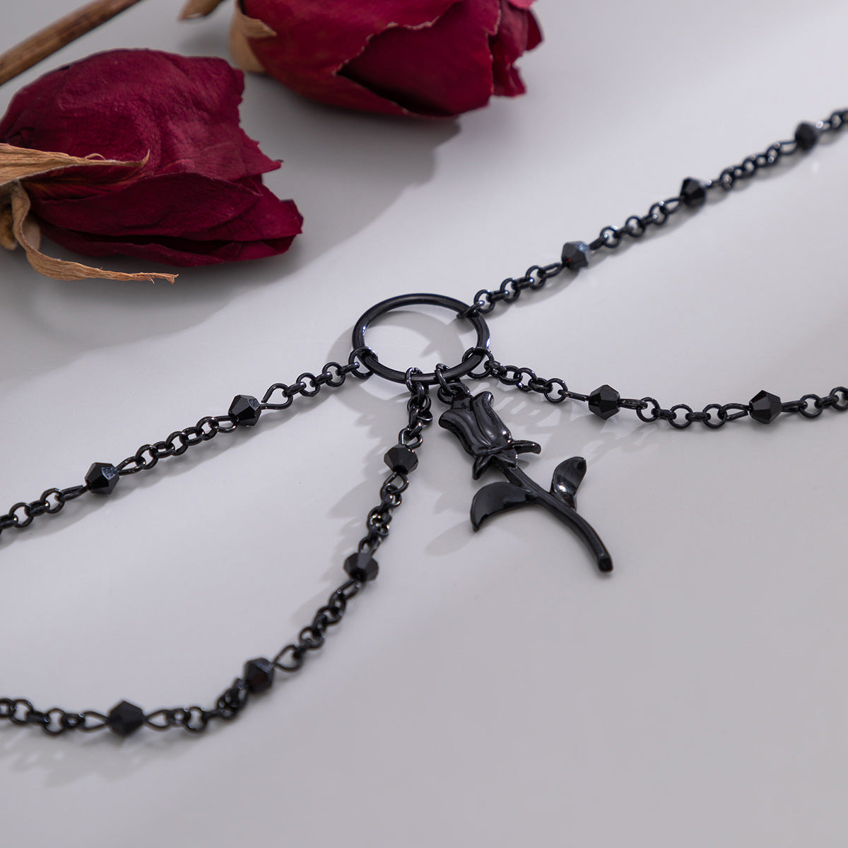 Planderful Gothic Choker Necklace With Imitation Crystal Rose Fringe For Alternative Fashion Lovers
