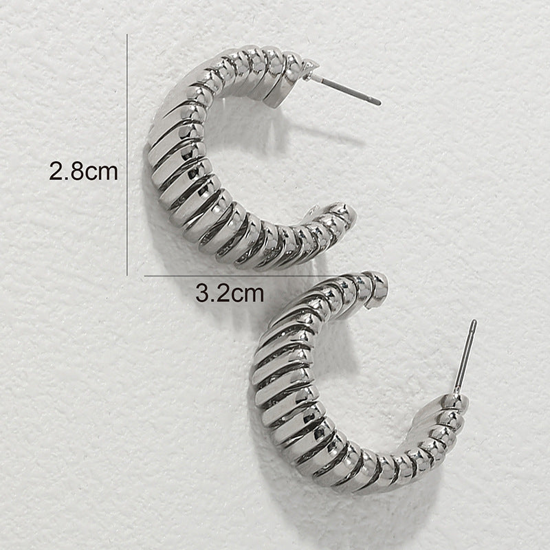 Chic Chain Link Earrings with a Twist - Vienna Verve Collection