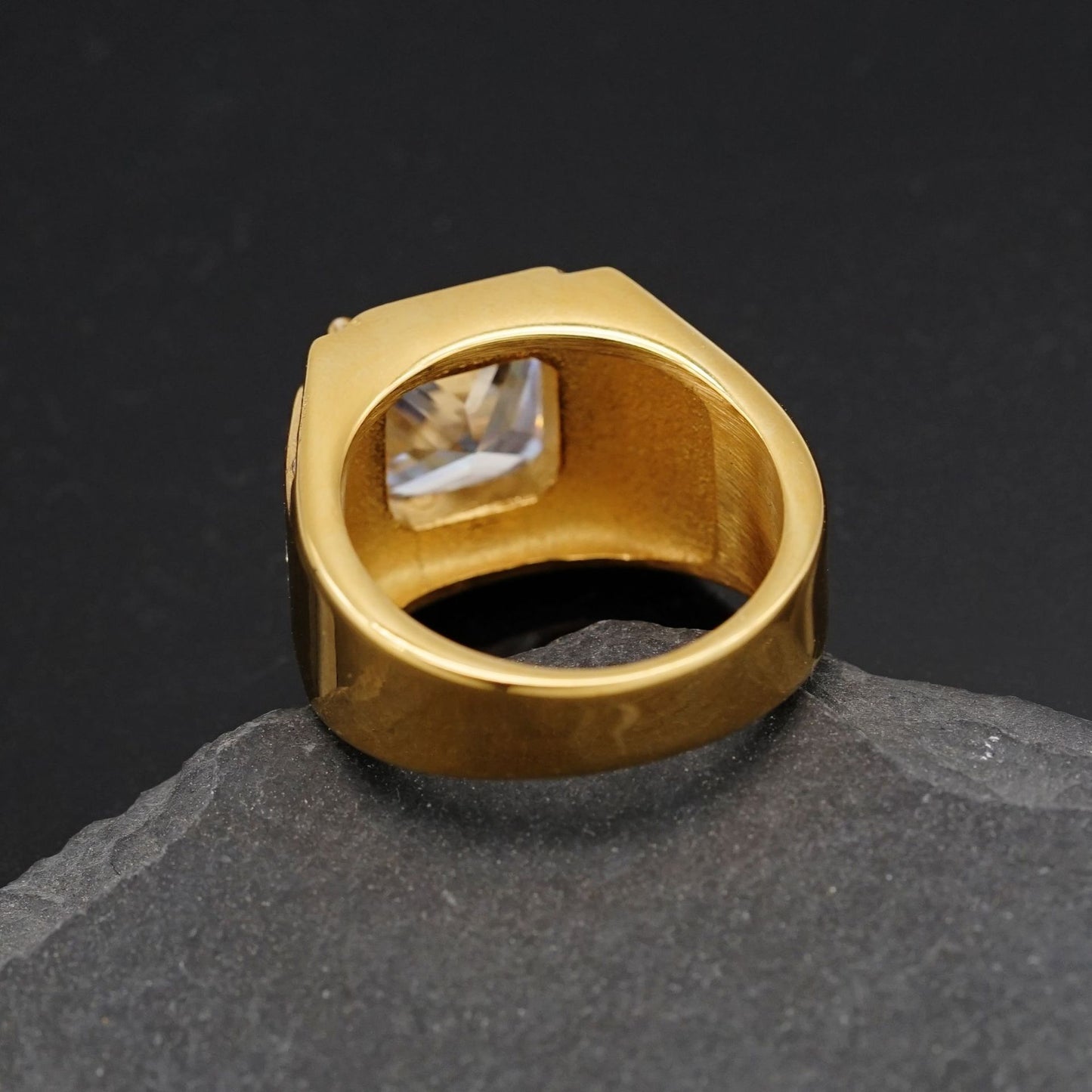 Planderful Titanium Steel Ring Gold Plated Zircon Inlay Luxury Unisex Hip Hop Statement