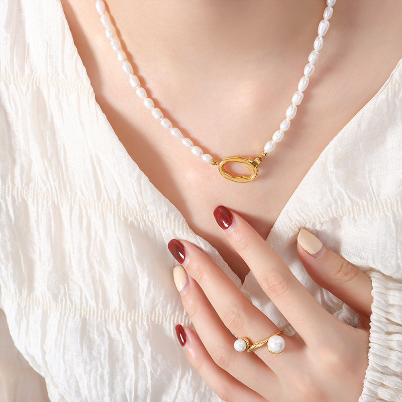 French Fashion Pearl Chain Necklace with Hidden Buckle