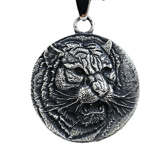 Titanium Steel Vintage Tiger Head Pendant for Men - European and American Retro Wholesale Jewelry