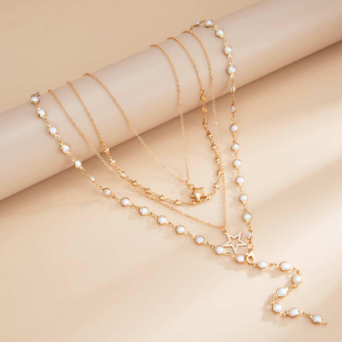 Multi-Layer Tassel Stacked With Y-Shaped Pearl Necklace Hollow Pentagram-Shaped Collarbone