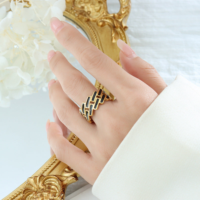 Celebrity Dripping Oil Square Cross Ring - Versatile Trendy Piece