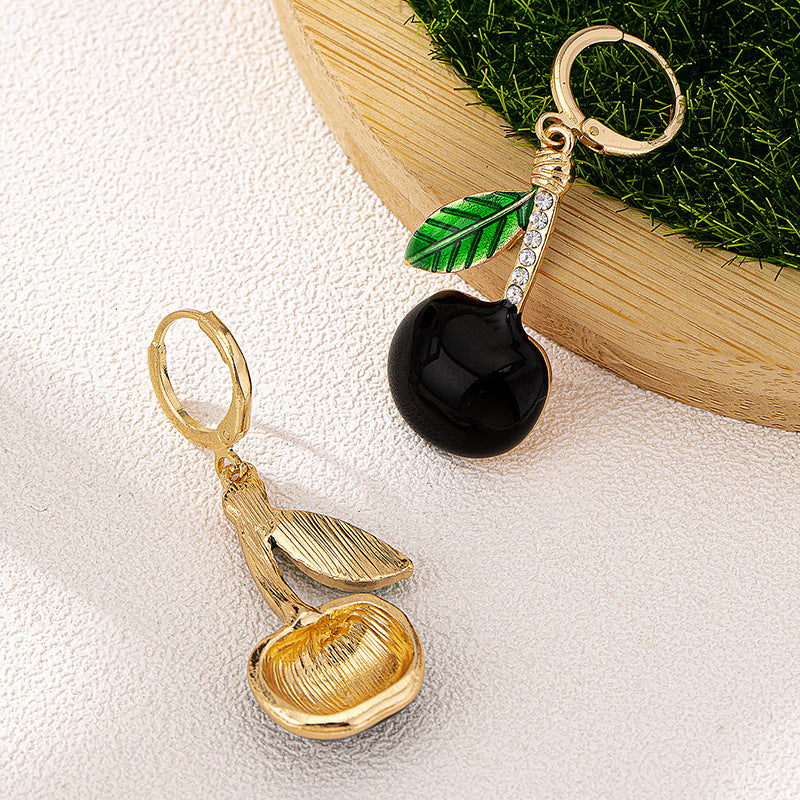 Planderful Vienna Verve Earrings – Fashionable Metallic Cherry Diamond-Encrusted Design