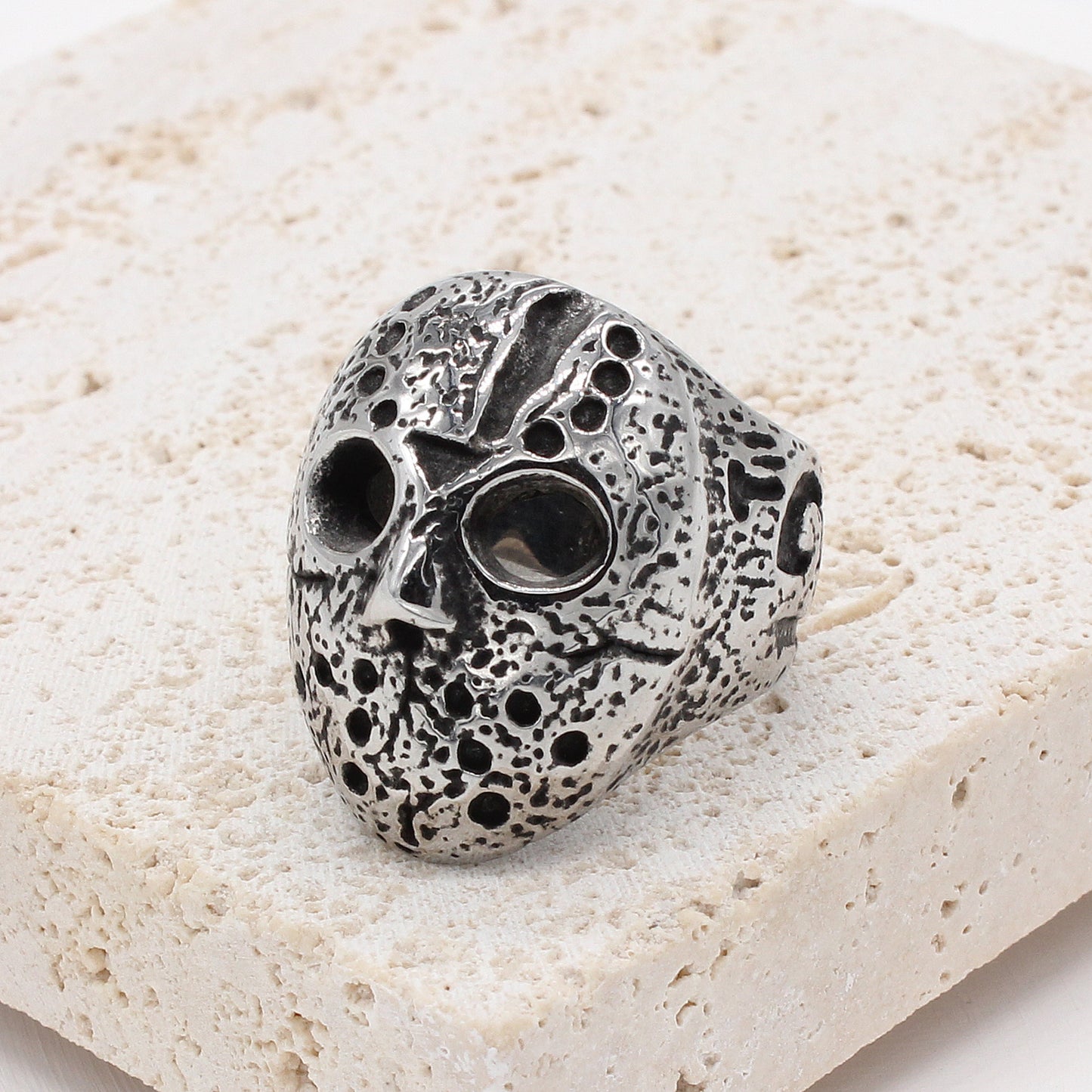 Planderful Skull Ring Steel Durable Unisex Gothic Accessory For Men And Women Statement Jewelry