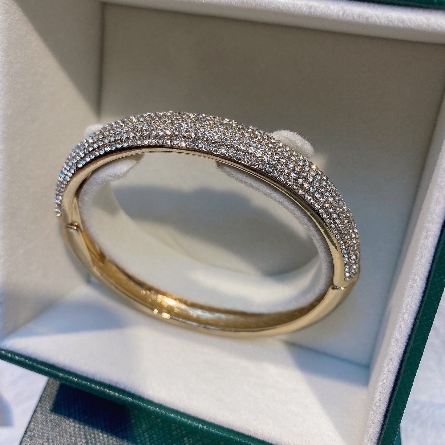 Korean Fashion Baby's Breath Bracelet in Zinc Alloy - Vienna Verve Collection