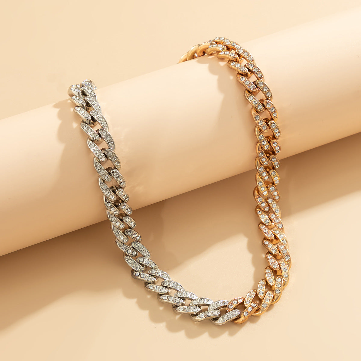 European and American Hip Hop Vienna Verve Necklace - Punk and Spliced Chokers with Cuban Chains and Thick Chain, Bedazzled with Diamonds