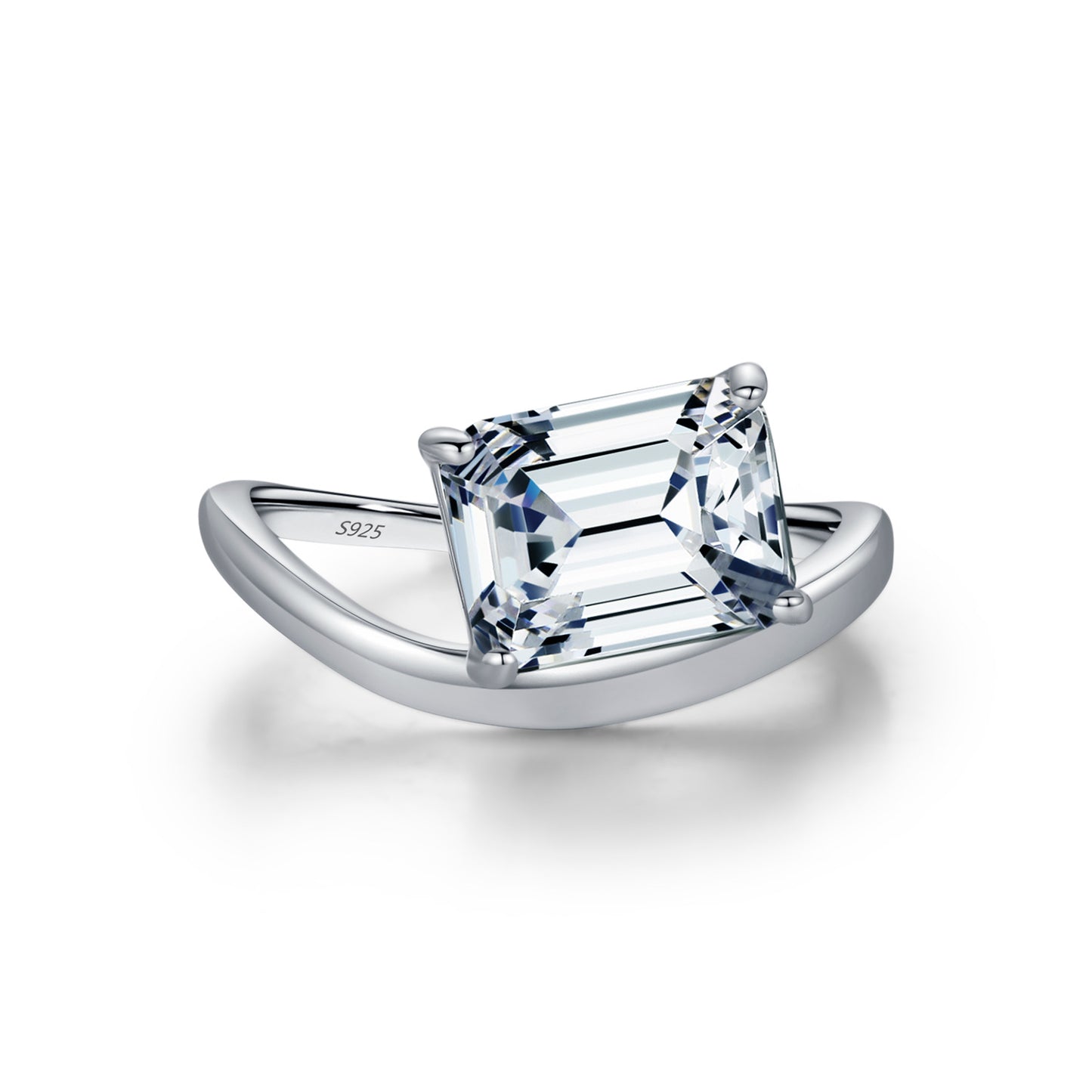 Planderful Everyday Genie Ring – Elegant Emerald Cut Zircon Design