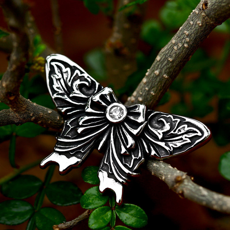 Titanium Steel Butterfly Pendant with Stone Inlay - Retro Men's Jewelry for International Trade