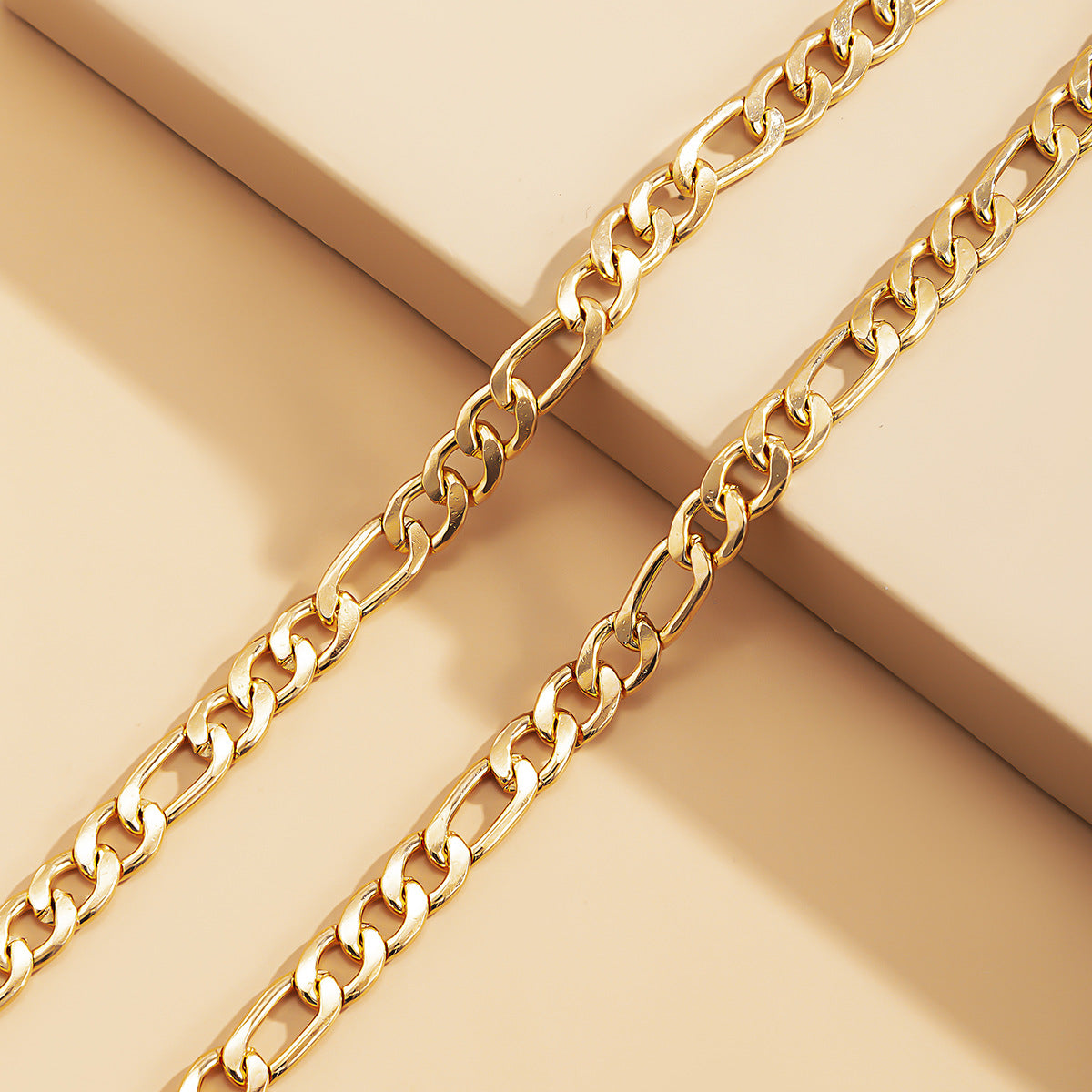 Planderful Vienna Verve Necklace For Women Short Chain Collarbone Geometric Hollow Pendant Personalized Statement Jewelry