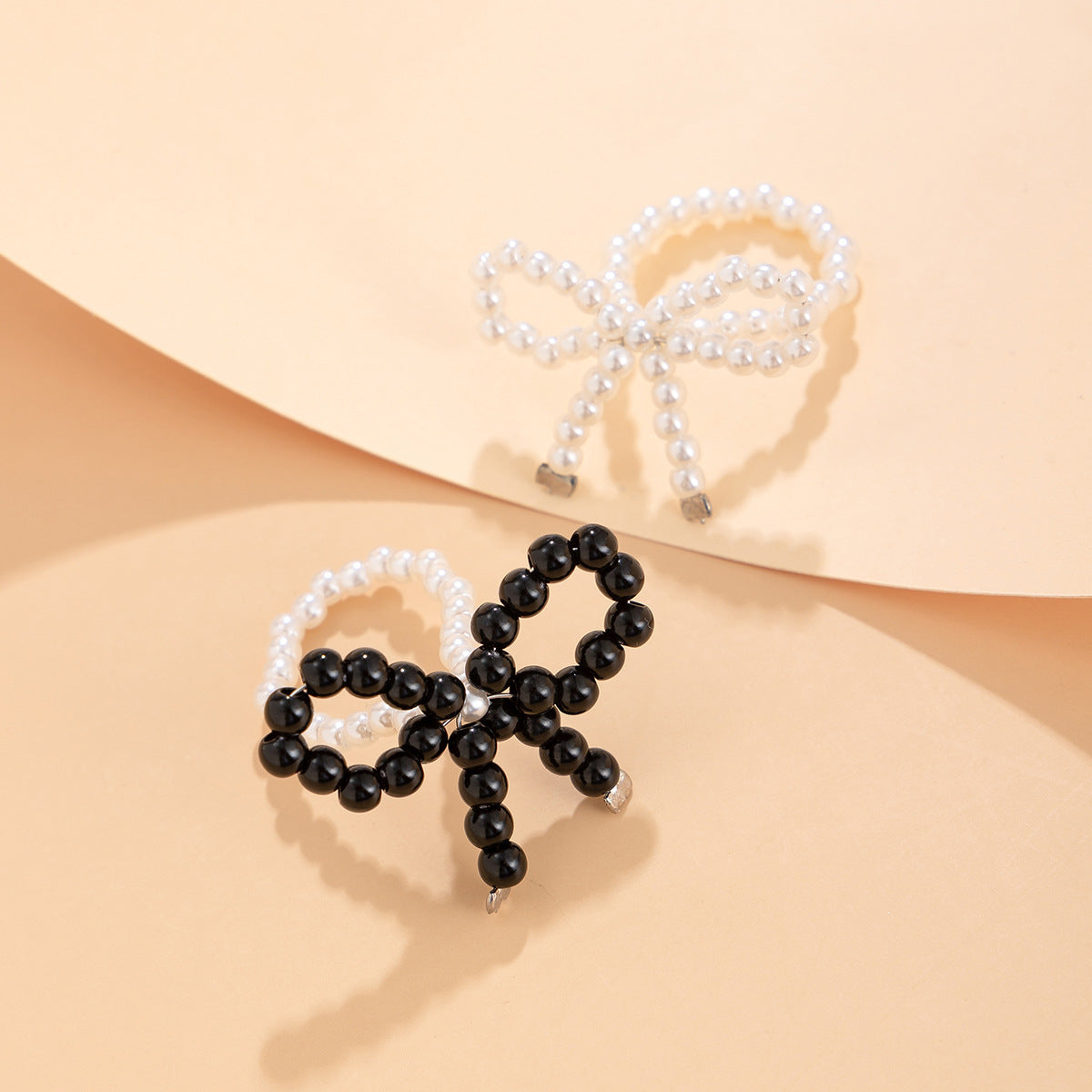 Planderful Bow Ring With Pearl Beads Metal Statement Ring For Women Vienna Verve