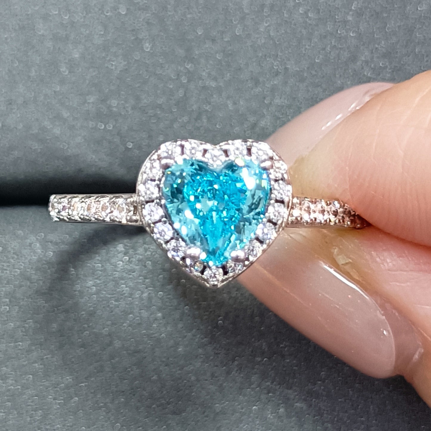 New 925 Sterling Silver 1ct Flame Ice Heart-Shaped Love Ring