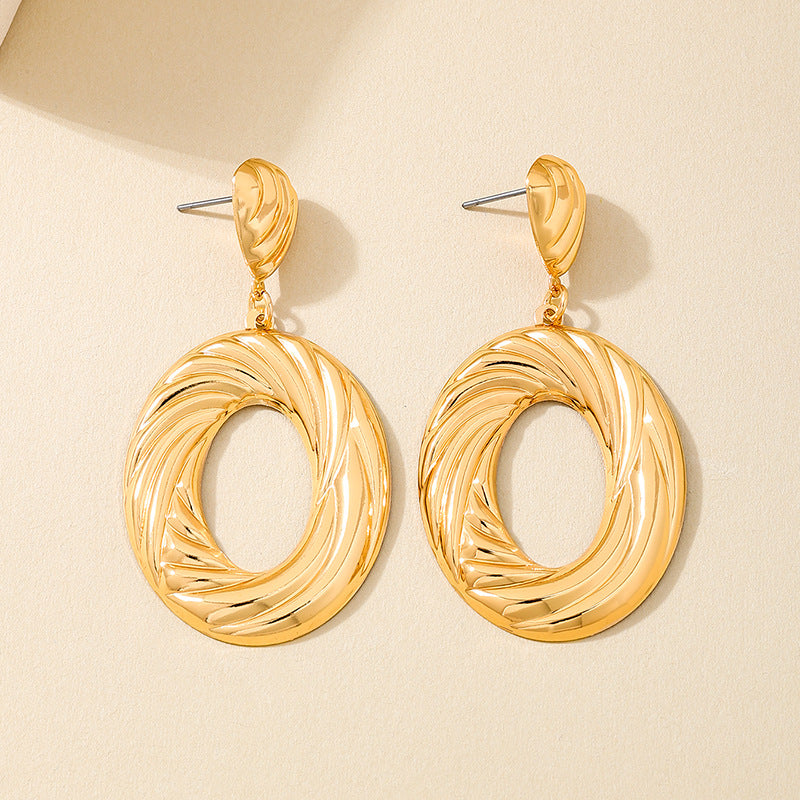 Planderful Vienna Verve Earrings – Fashionable Retro Geometric Design