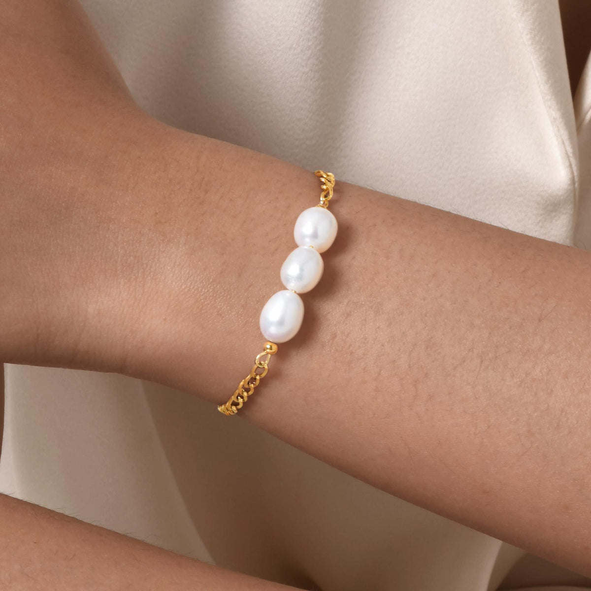 Stainless Steel Gold Imitation Baroque Pearl French Classic Bracelet