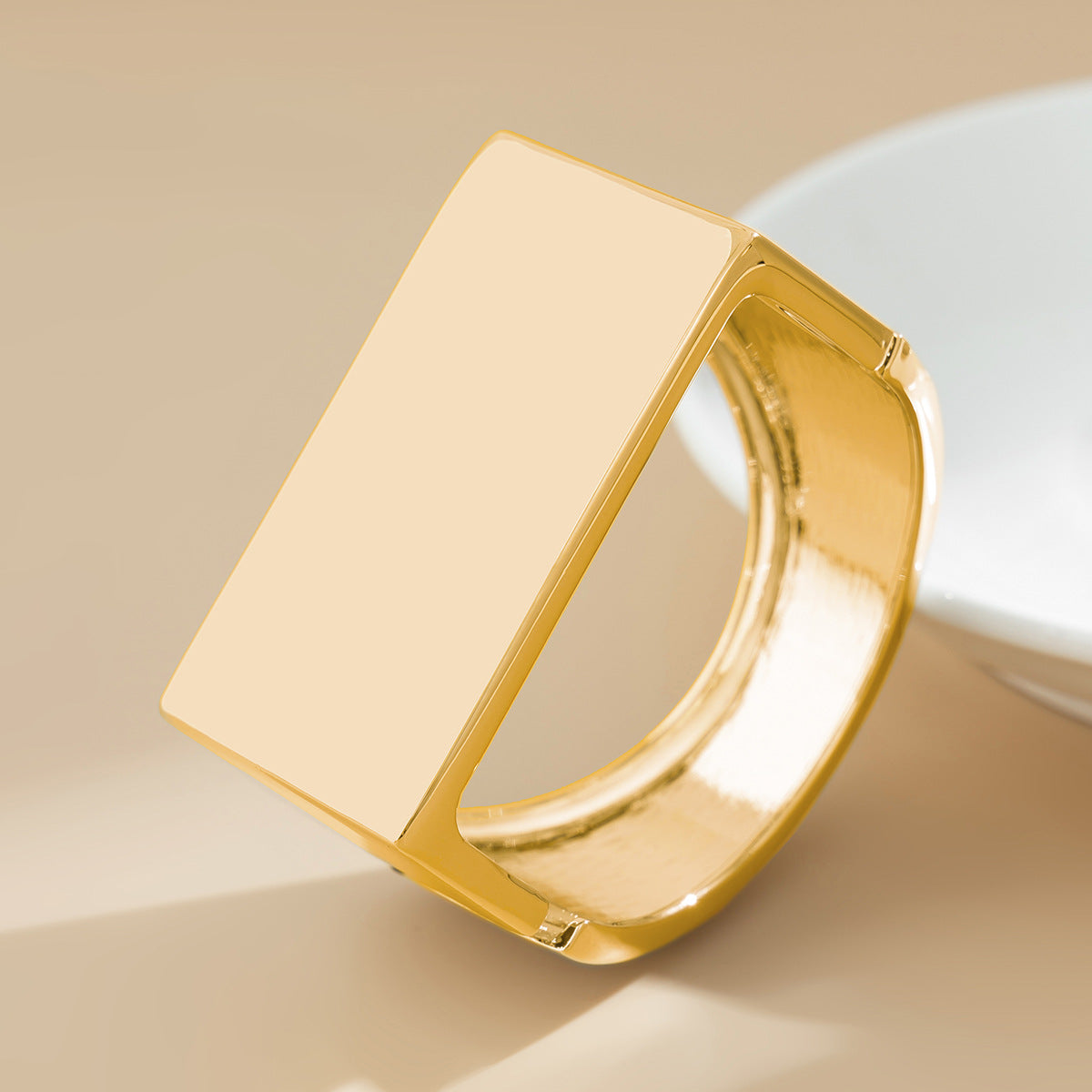 Planderful Vienna Verve Geometric Metal Bracelet For Women Exaggerated Wide Smooth Surface Statement Jewelry