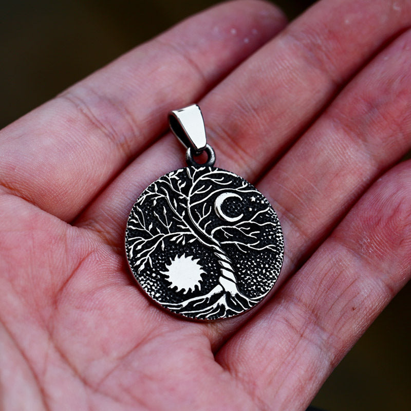Retro Viking-Inspired Titanium Steel Moon and Star Pendant Jewelry for Men
