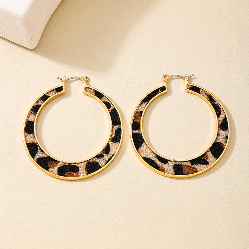 Planderful Vienna Verve Earrings – Unique Leopard Print Design