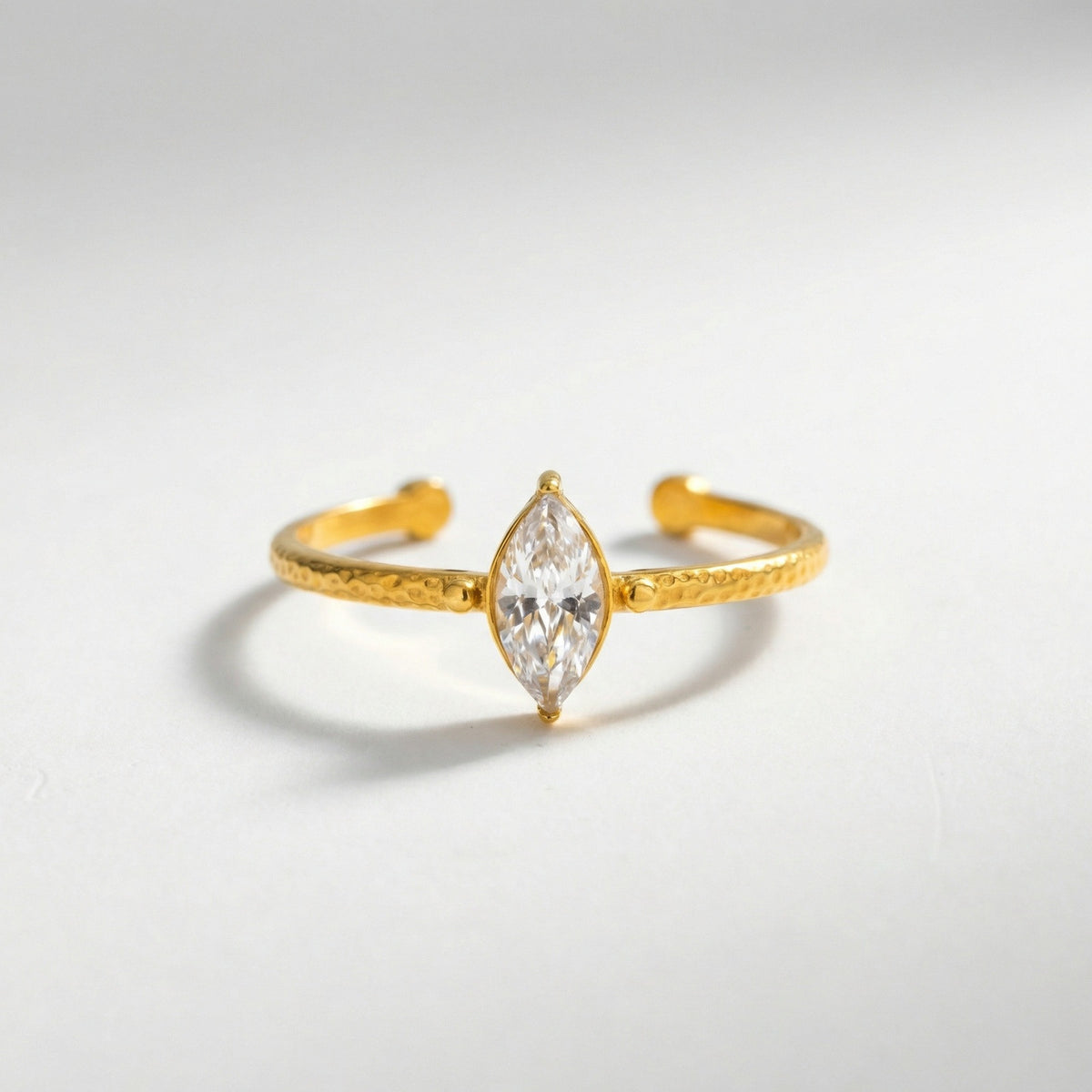 Cold Wind Stainless Steel Horse Eye Square Zircon Open Ring