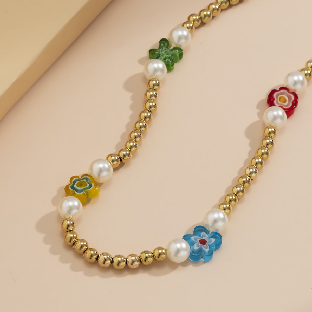 Planderful Glass Flower Necklace For Women Colorful Vacation Style Beaded Creative Clavicle Chain Statement